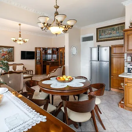 Castle View House * Naxos City