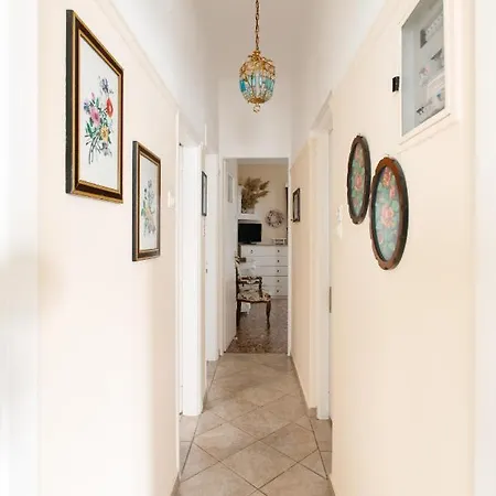 דירה Castle View House