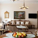Castle View House 公寓 *